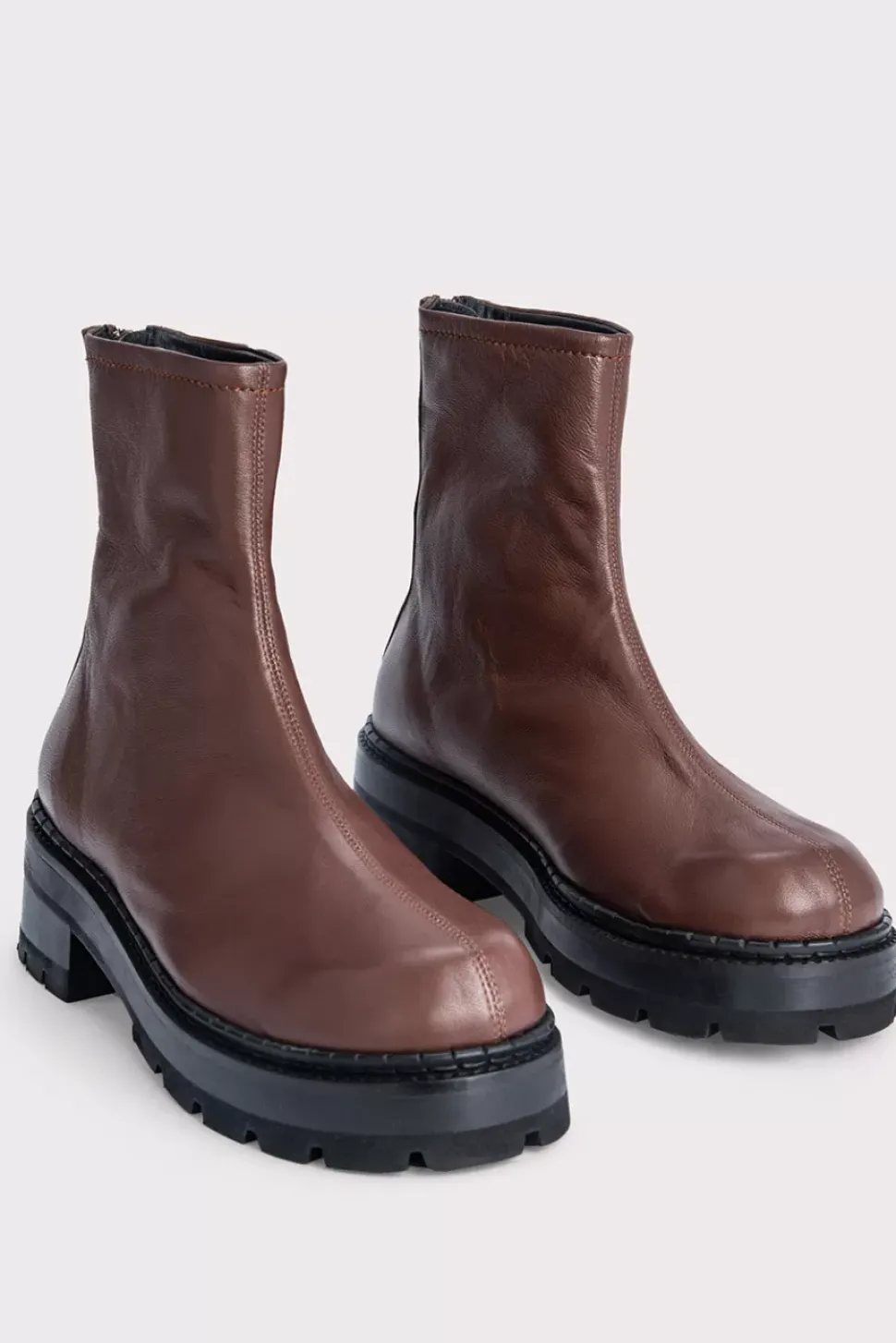 Alister Sequoia Nappa Leather