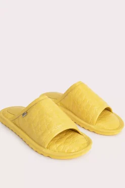 Ari Duckling Circular Croco Embossed Leather
