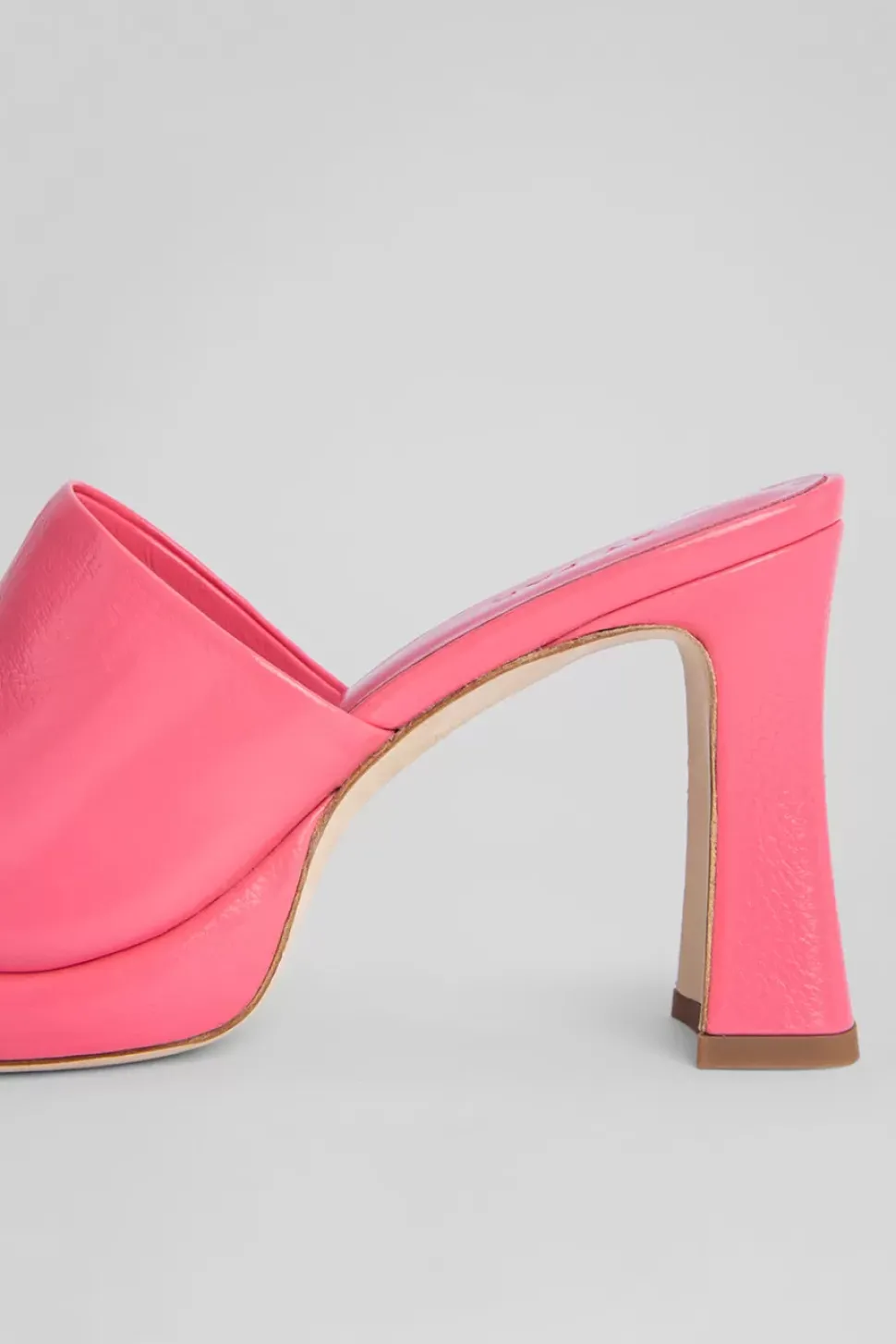 Beliz Venus Gloss Grained Leather