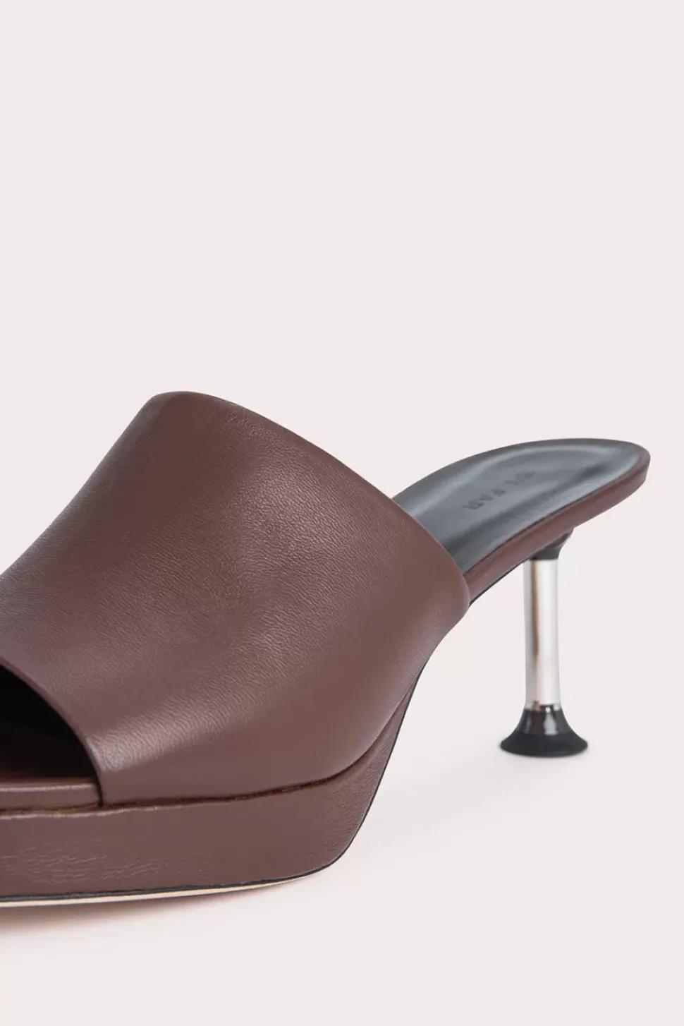Cala Sequoia Nappa Leather