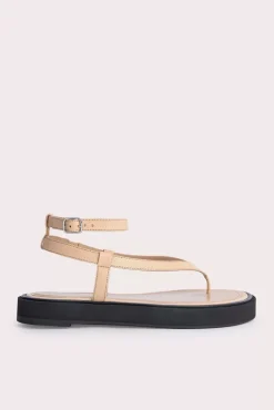 Cece Sand Grained Leather