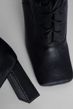 Claude Black Grained Leather