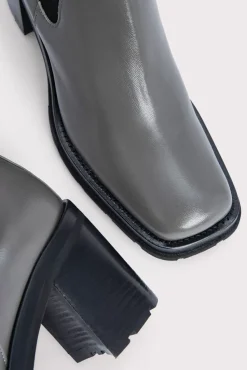 Elijah Cement Nappa Leather