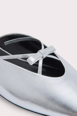 Finn Silver Metallic Leather