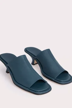 Frankie Cobalto Stretch Leather