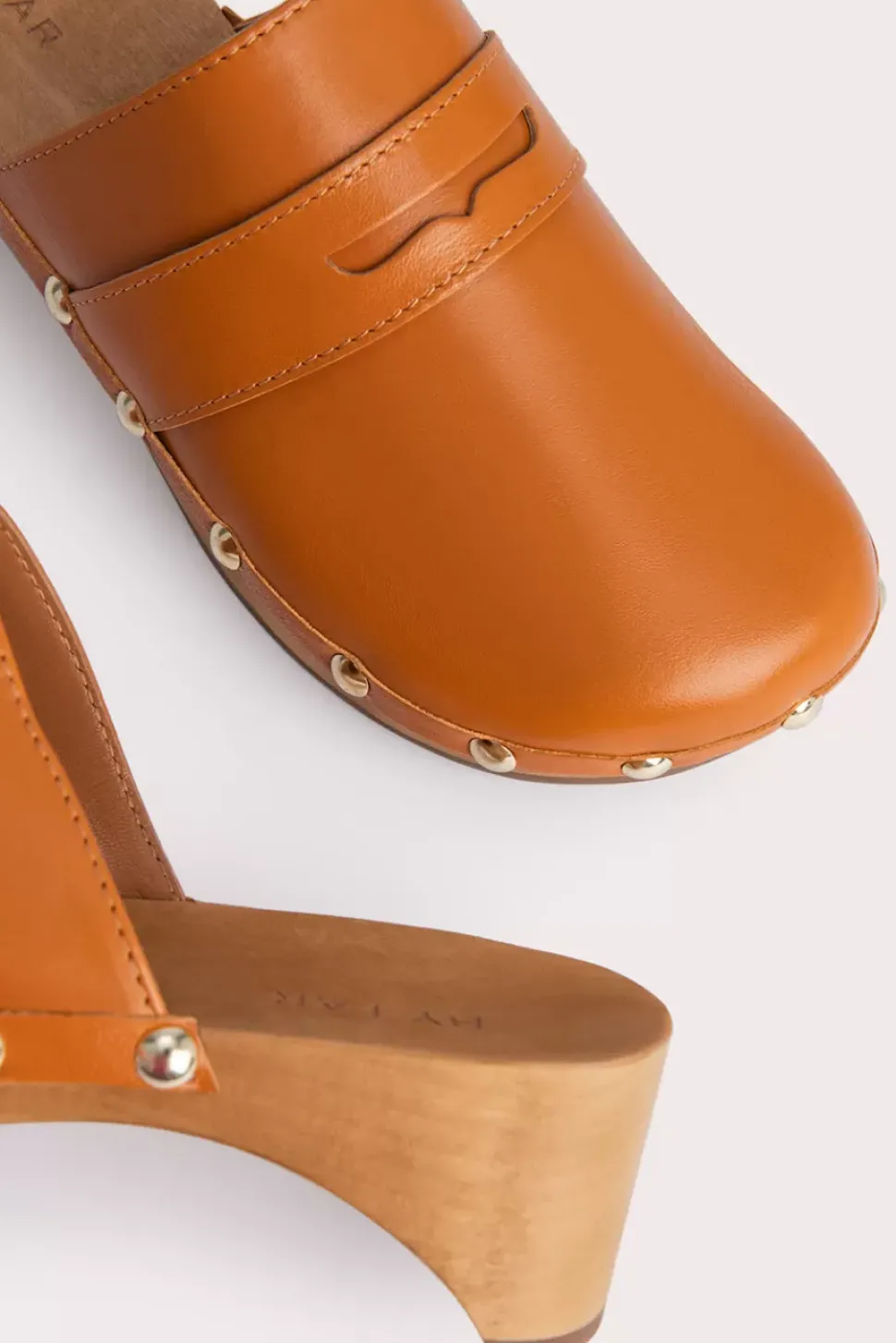 Hans Caramel Gloss Leather