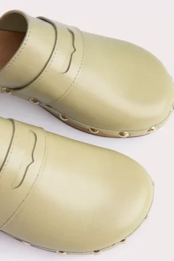 Hans Olive Gloss Leather