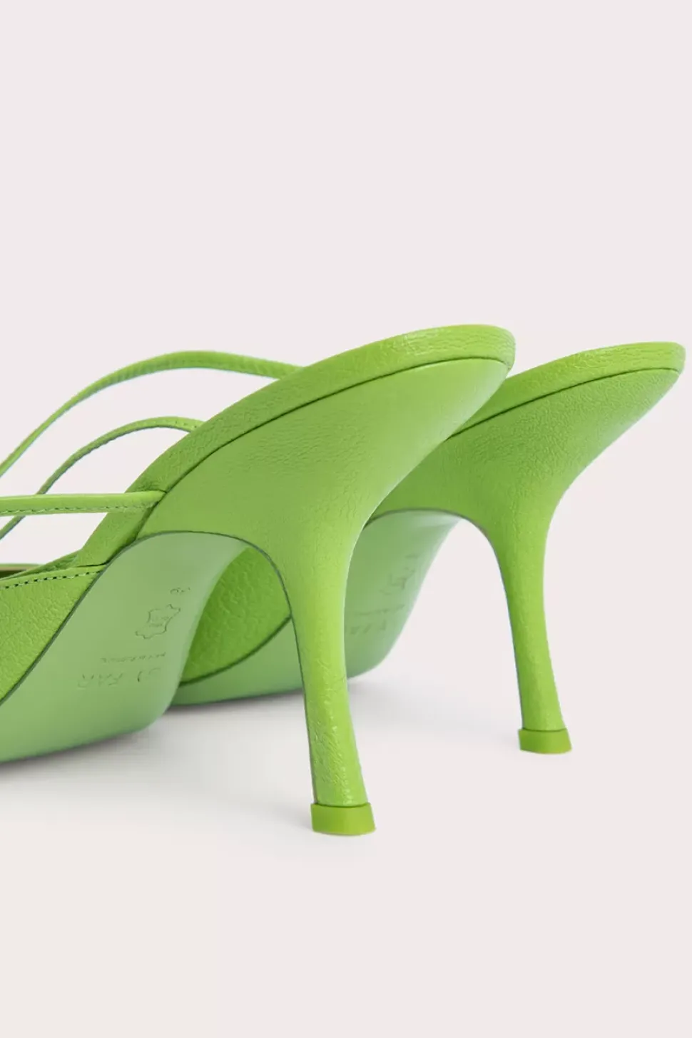 Jen Pistachio Grained Leather