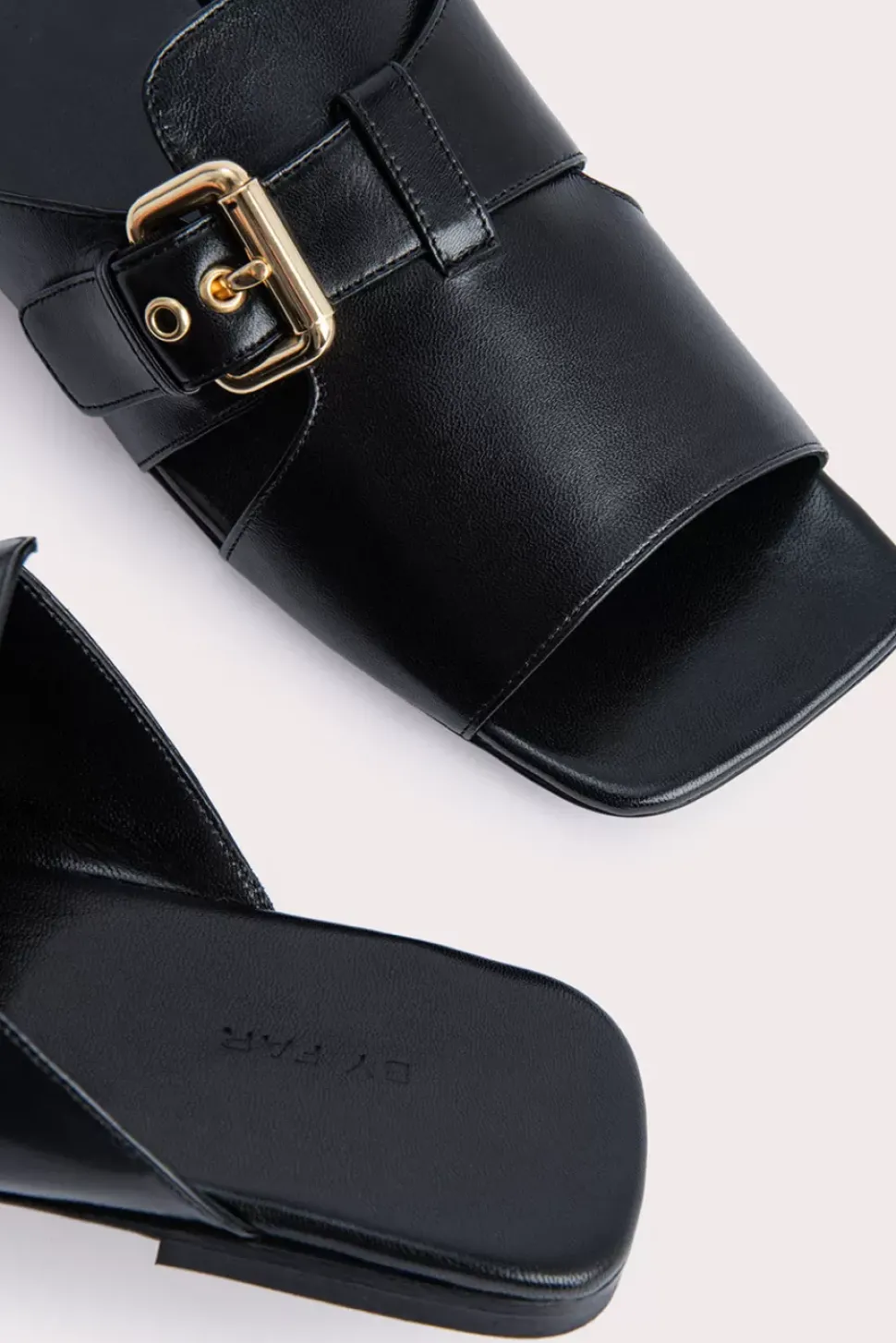 Lago Black Gloss Leather