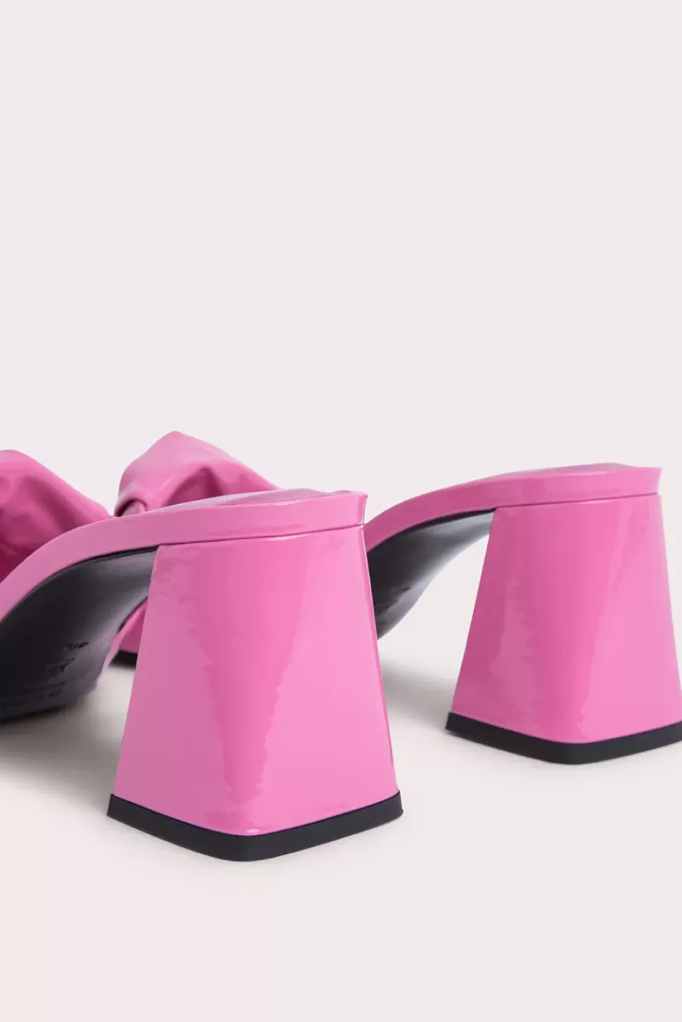 Lamar Lipstick Patent Leather