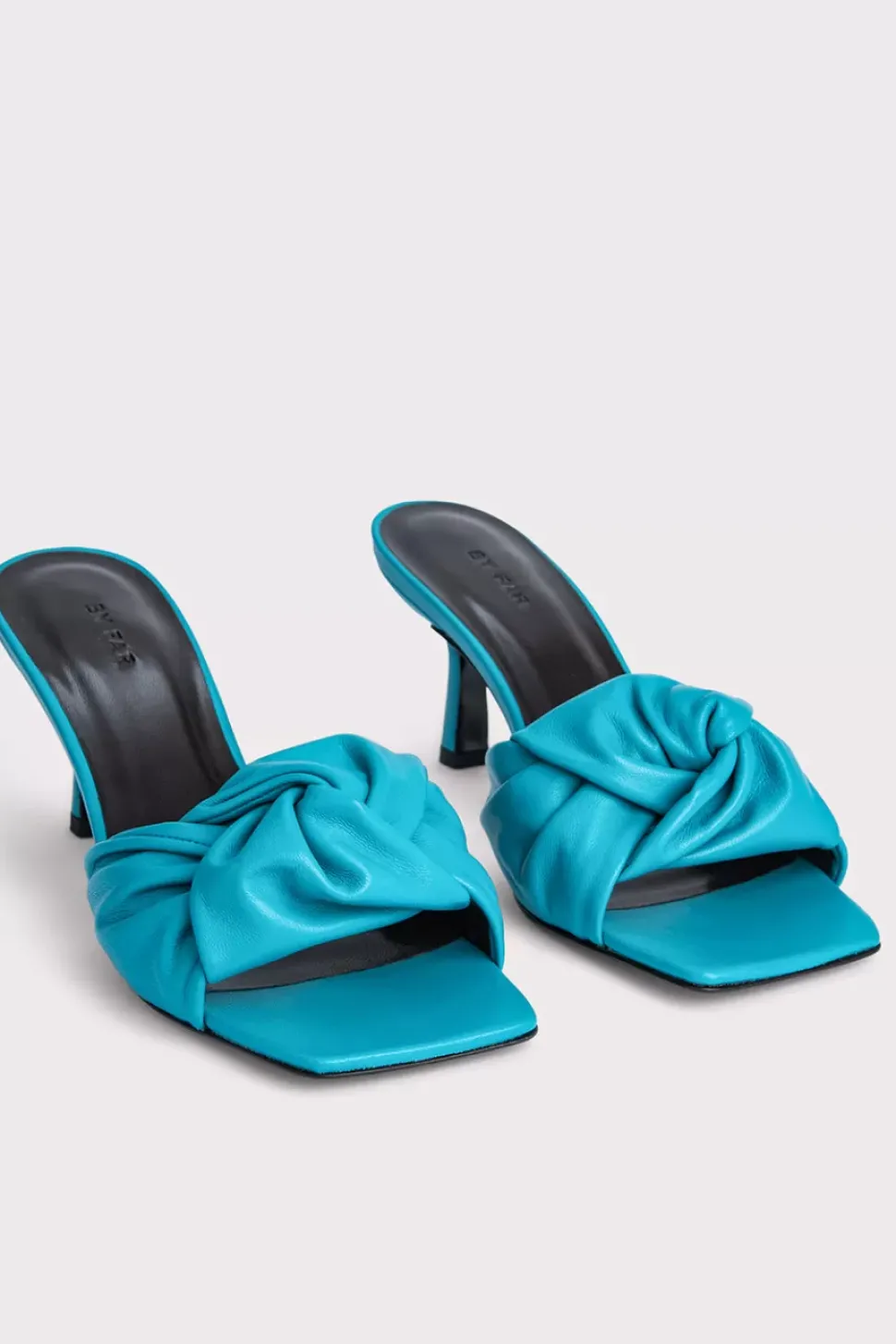 Lana Azur Nappa Leather