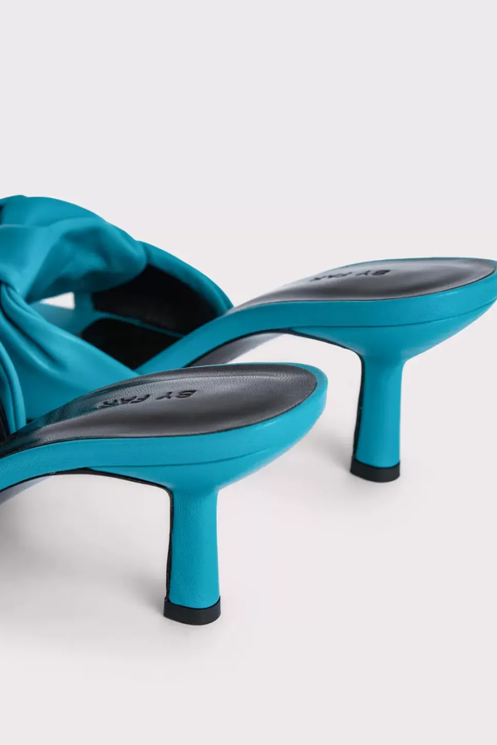 Lana Azur Nappa Leather