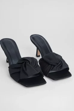 Lana Black Grosgrain