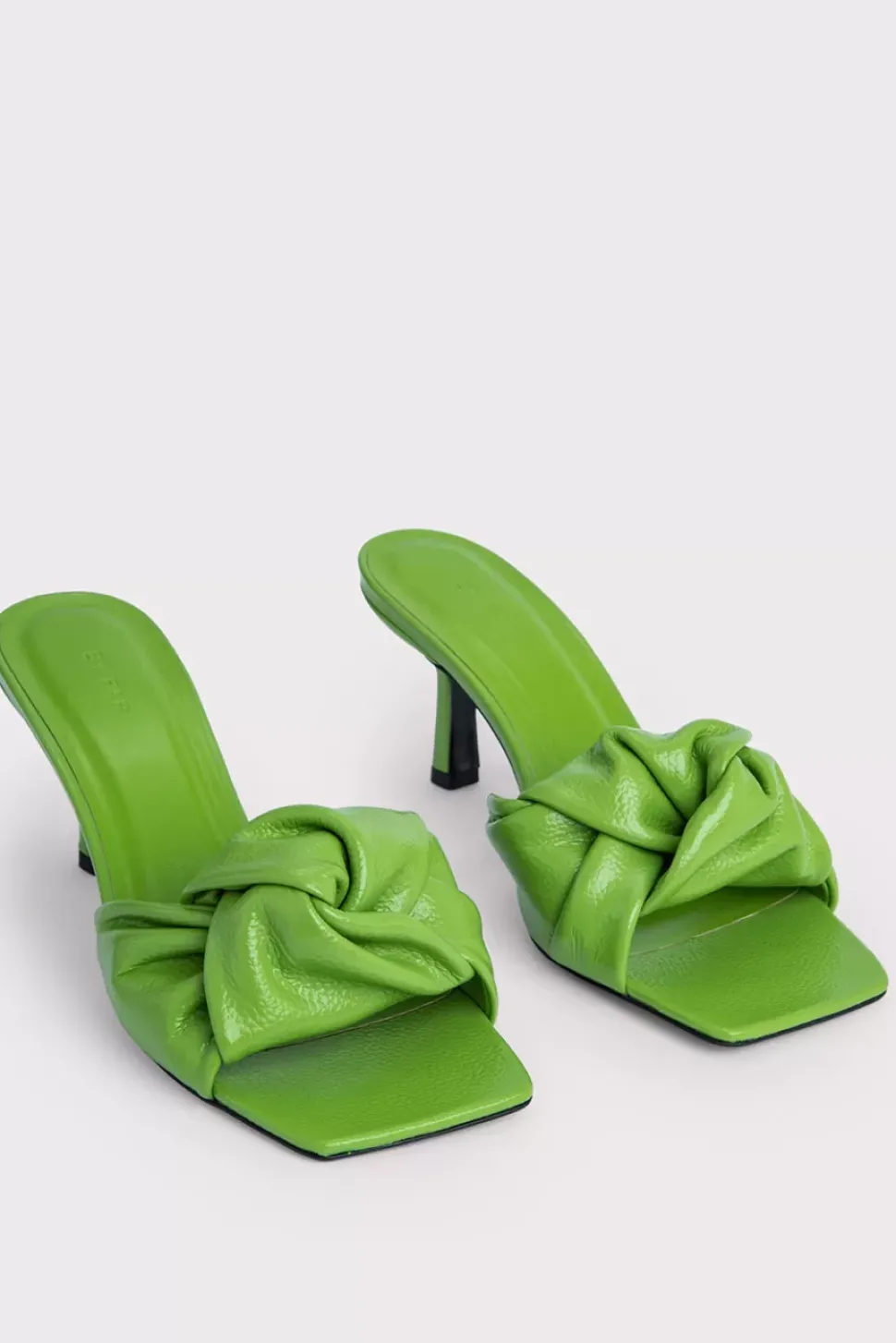 Lana Pistachio Gloss Grained Leather