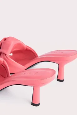 Lana Venus Gloss Leather