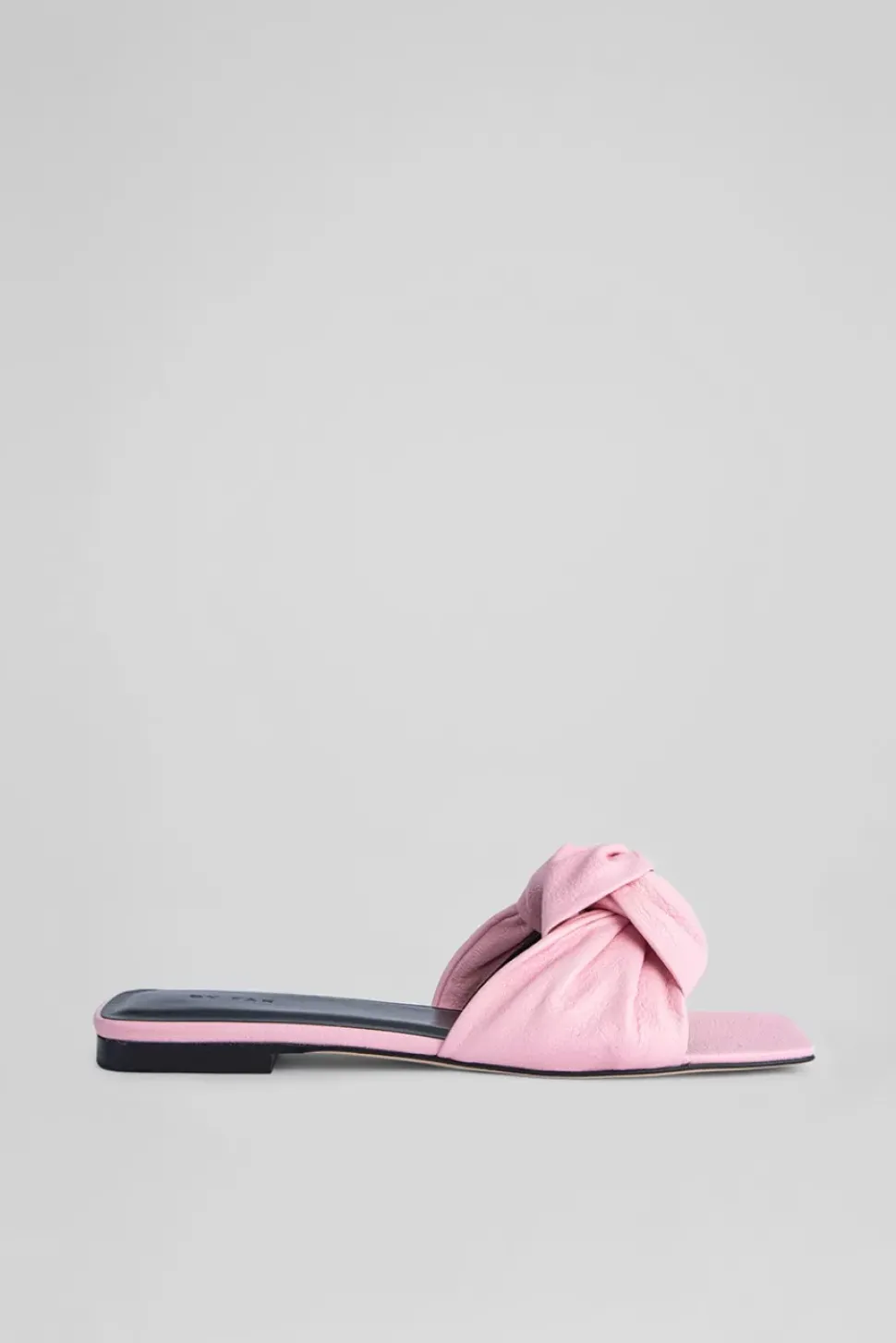 Lima Peony Grained Leather