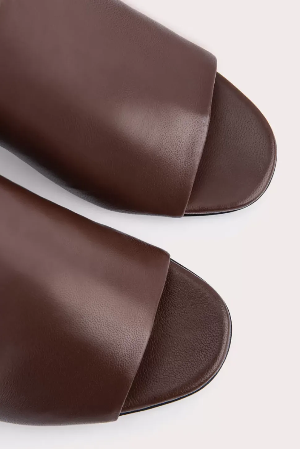 Luz Sequoia Nappa Leather
