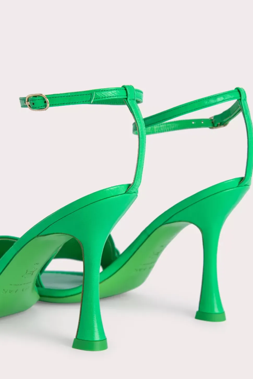 Montana Super Green Gloss Leather