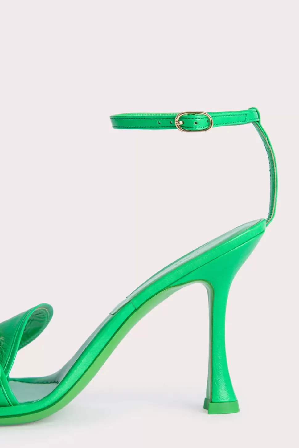 Montana Super Green Gloss Leather