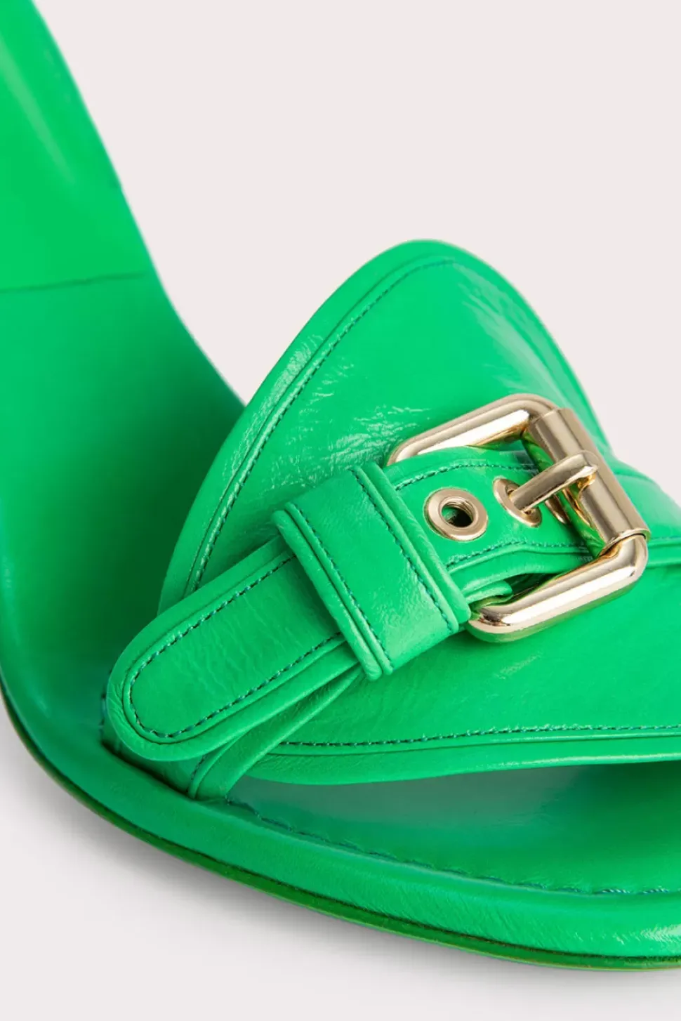 Montana Super Green Gloss Leather