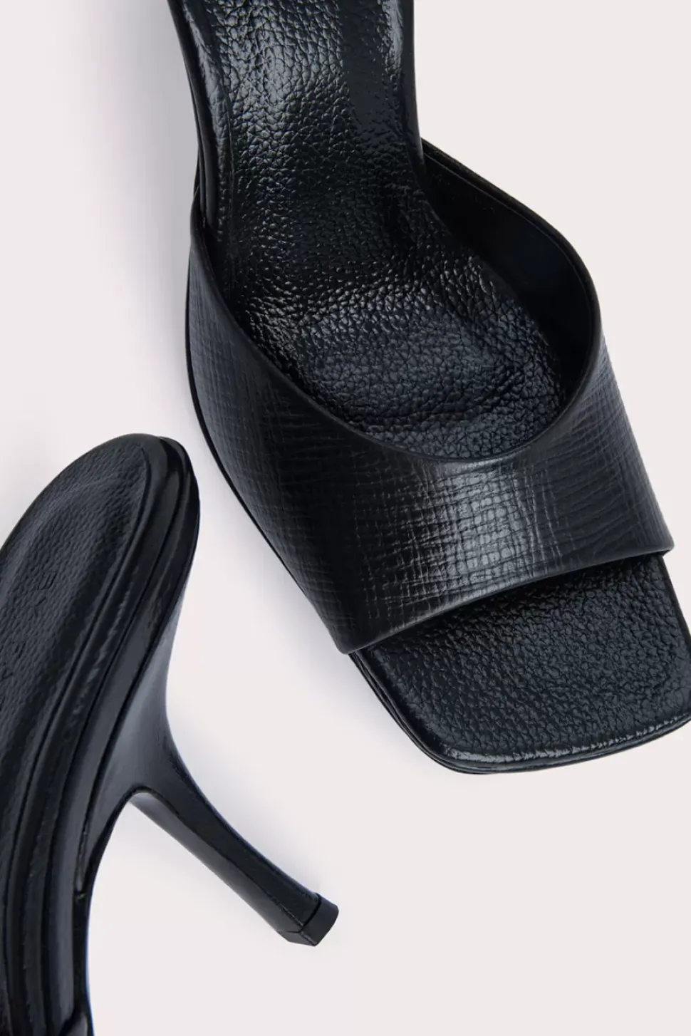 Mora Black Embossed Leather