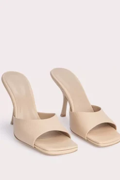 Mora Sand Grained Leather