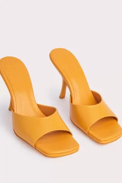 Mora Sunflower Embossed Leather