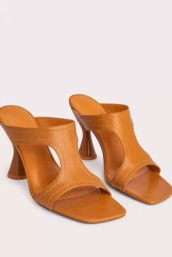 Nadia Caramel Gloss Leather