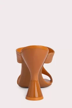 Nadia Caramel Gloss Leather
