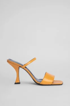 Nayla Honey Gloss Leather