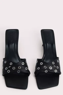 Rocco Black Nappa Leather And Eyelets