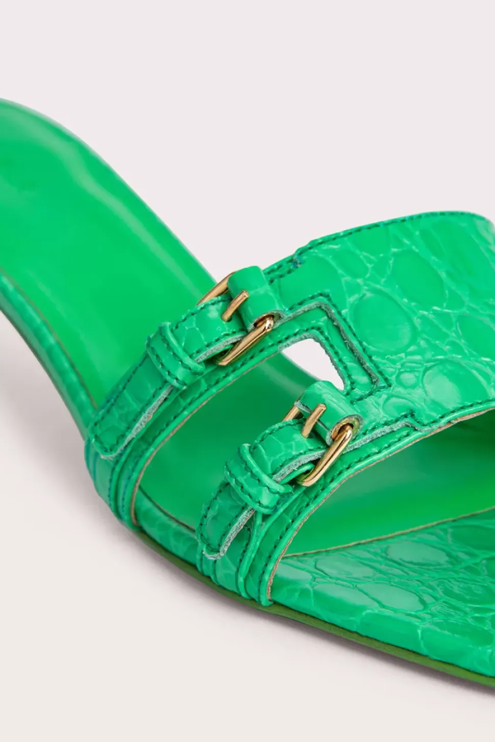 Roni Super Green Circular Croco Embossed Leather
