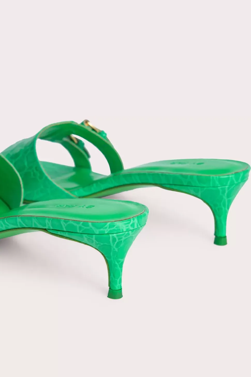 Roni Super Green Circular Croco Embossed Leather