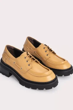 Stanley Biscuit Semi Patent Leather