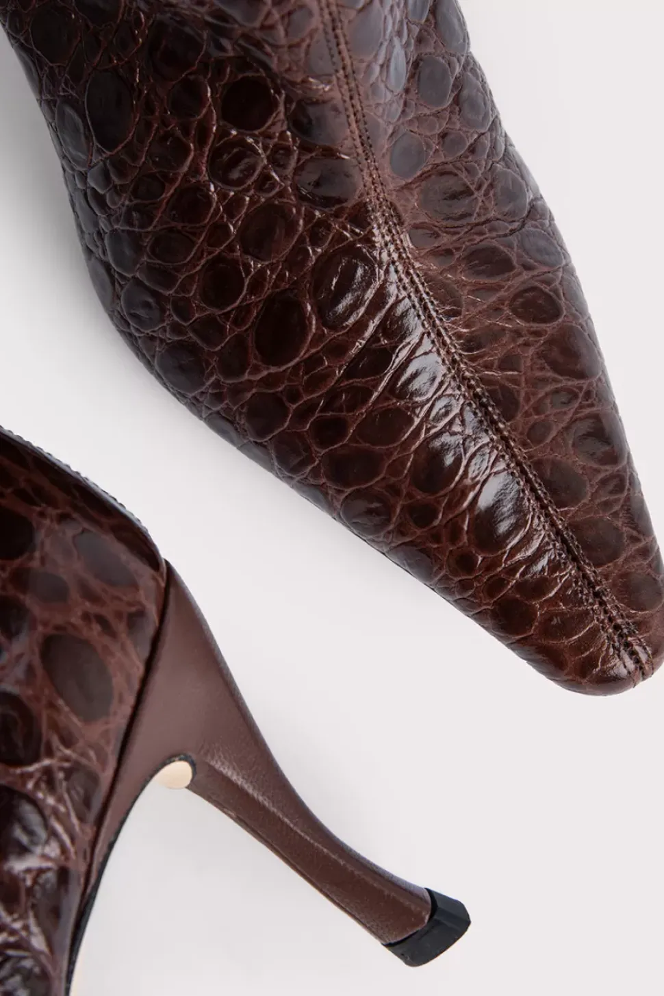 Stevie 42 Sequoia Circular Croco Embossed Leather