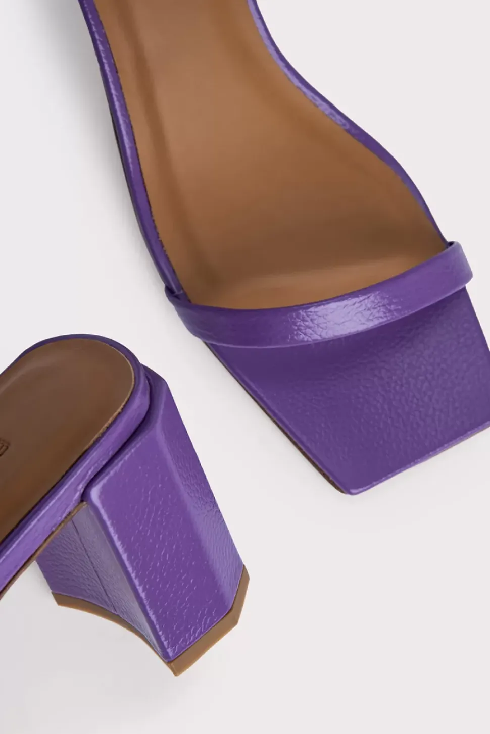 Tanya Violet Gloss Grained Leather