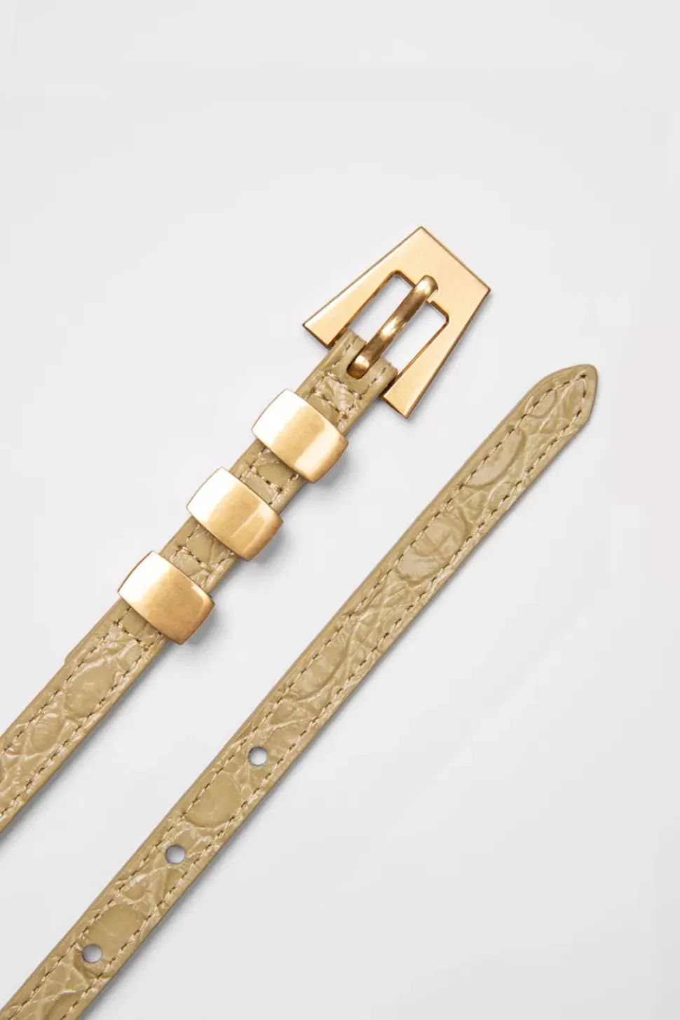 Vic Flax Circular Croco Embossed Leather