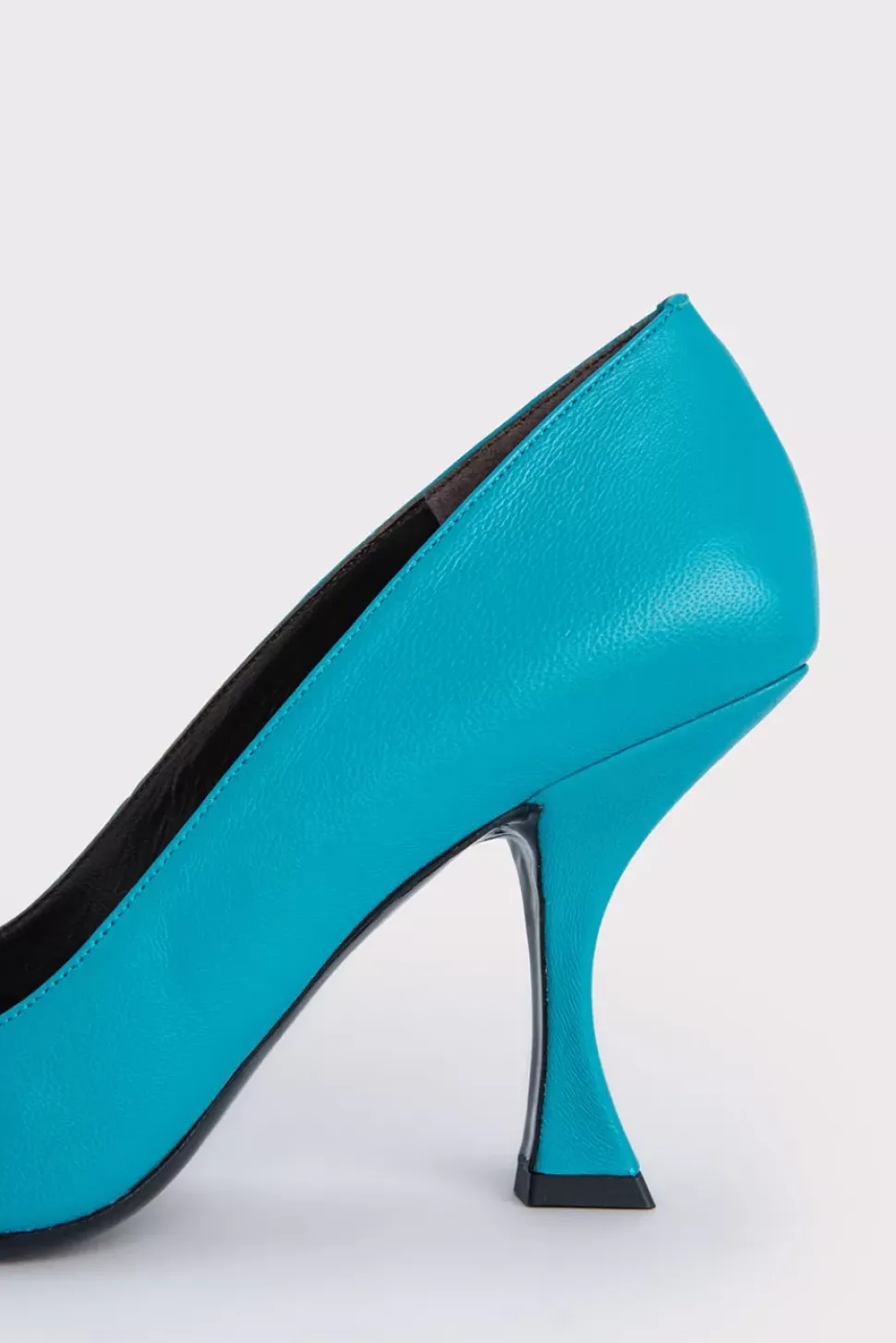 Viva Azur Nappa Leather